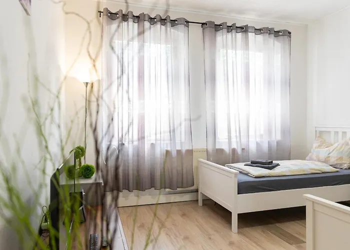 Flex Aparts - Moeblierte In דירה צוויקאו